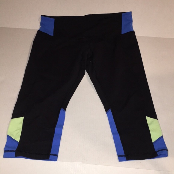 lululemon athletica Pants - Lululemon Cropped Color lock Leggings